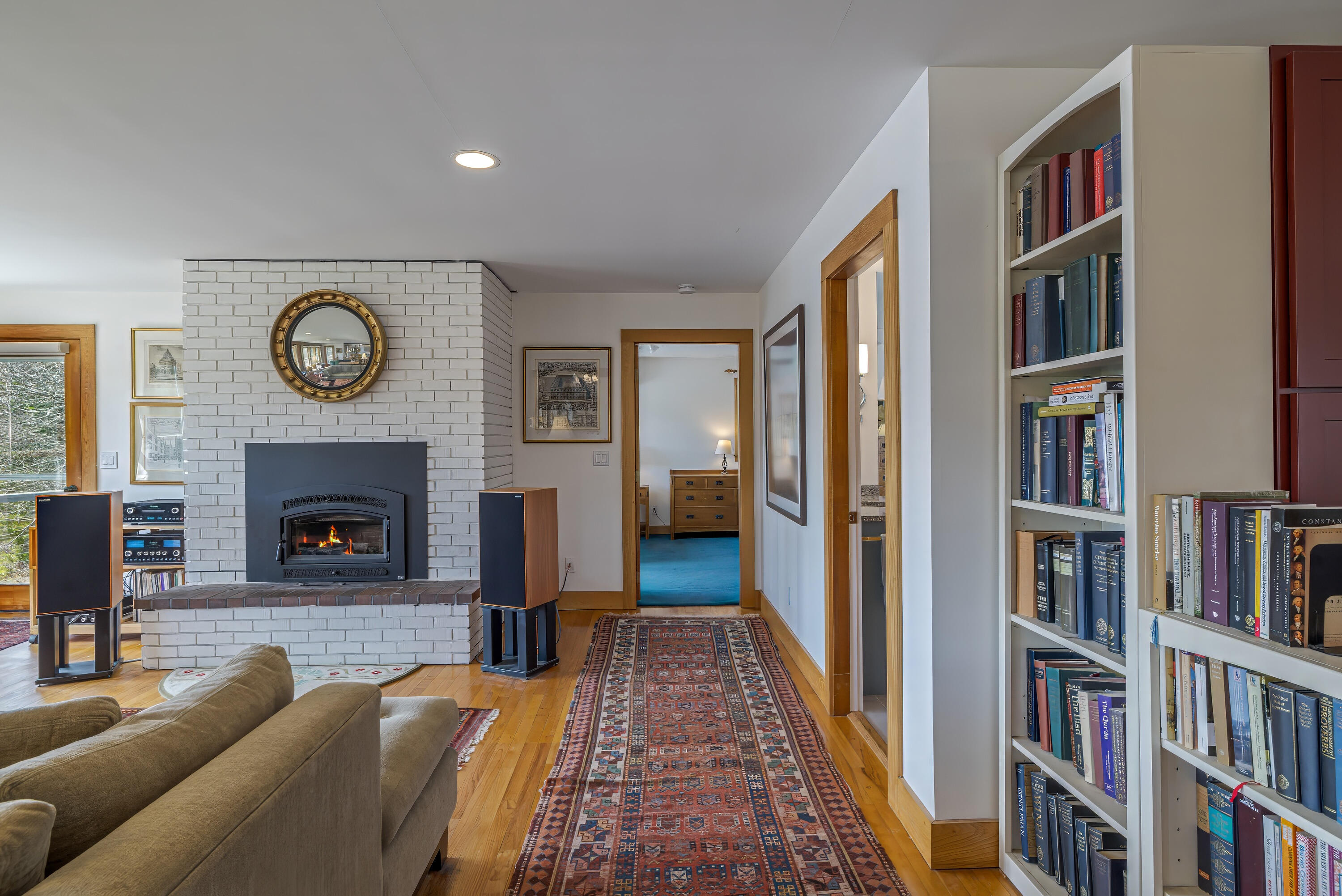 27 Town Landing Road