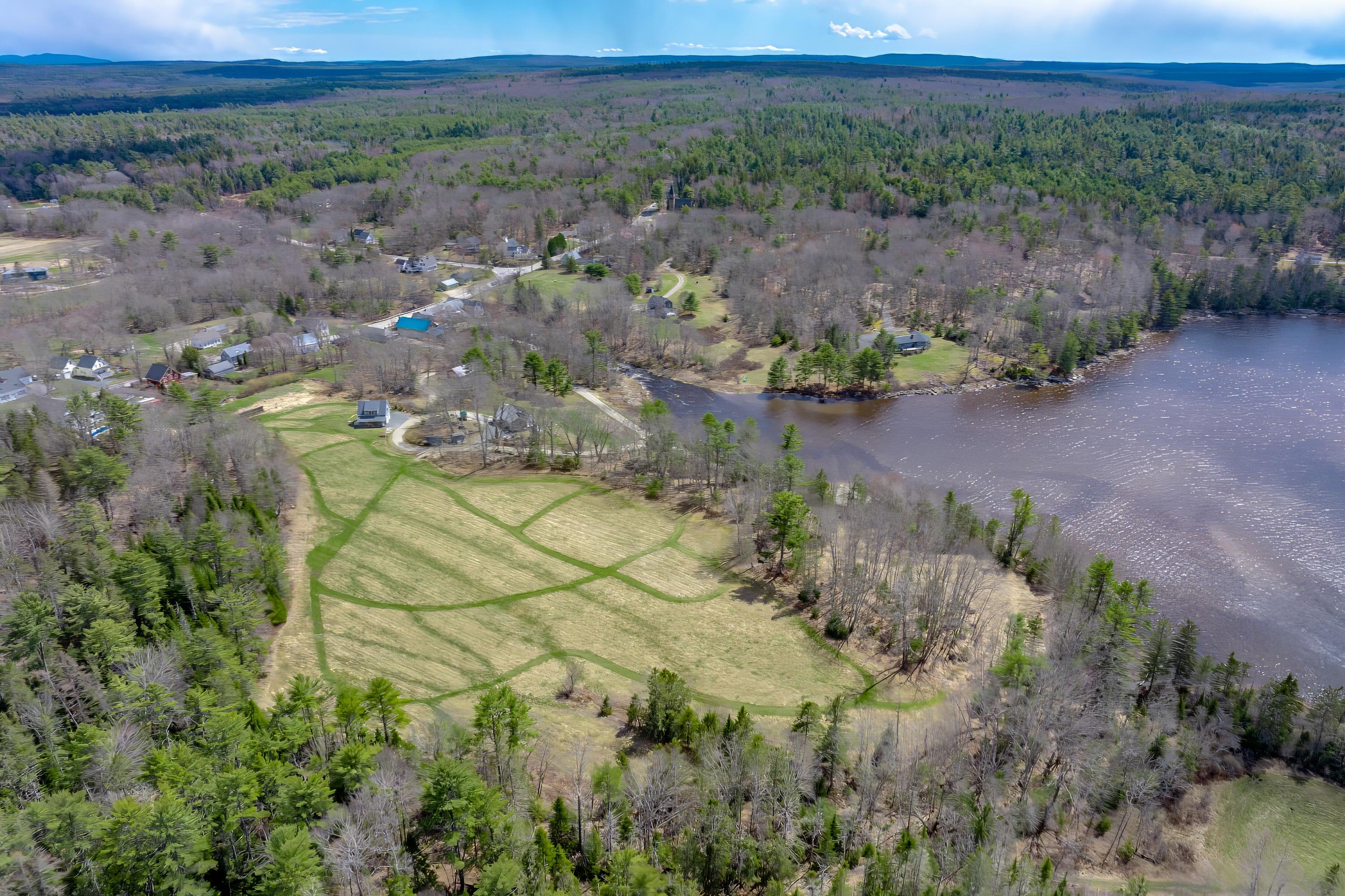 27 Town Landing Road
