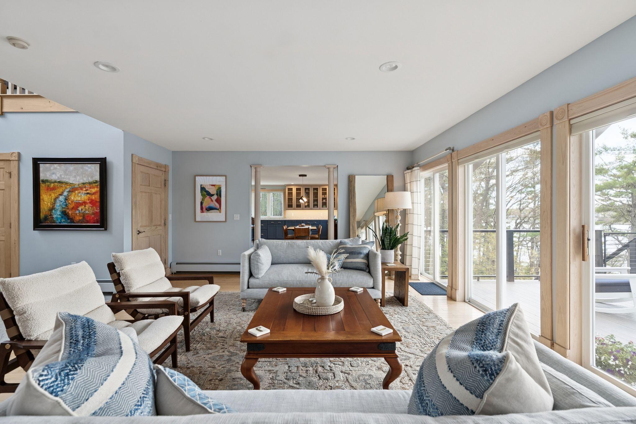 124 Middle Road