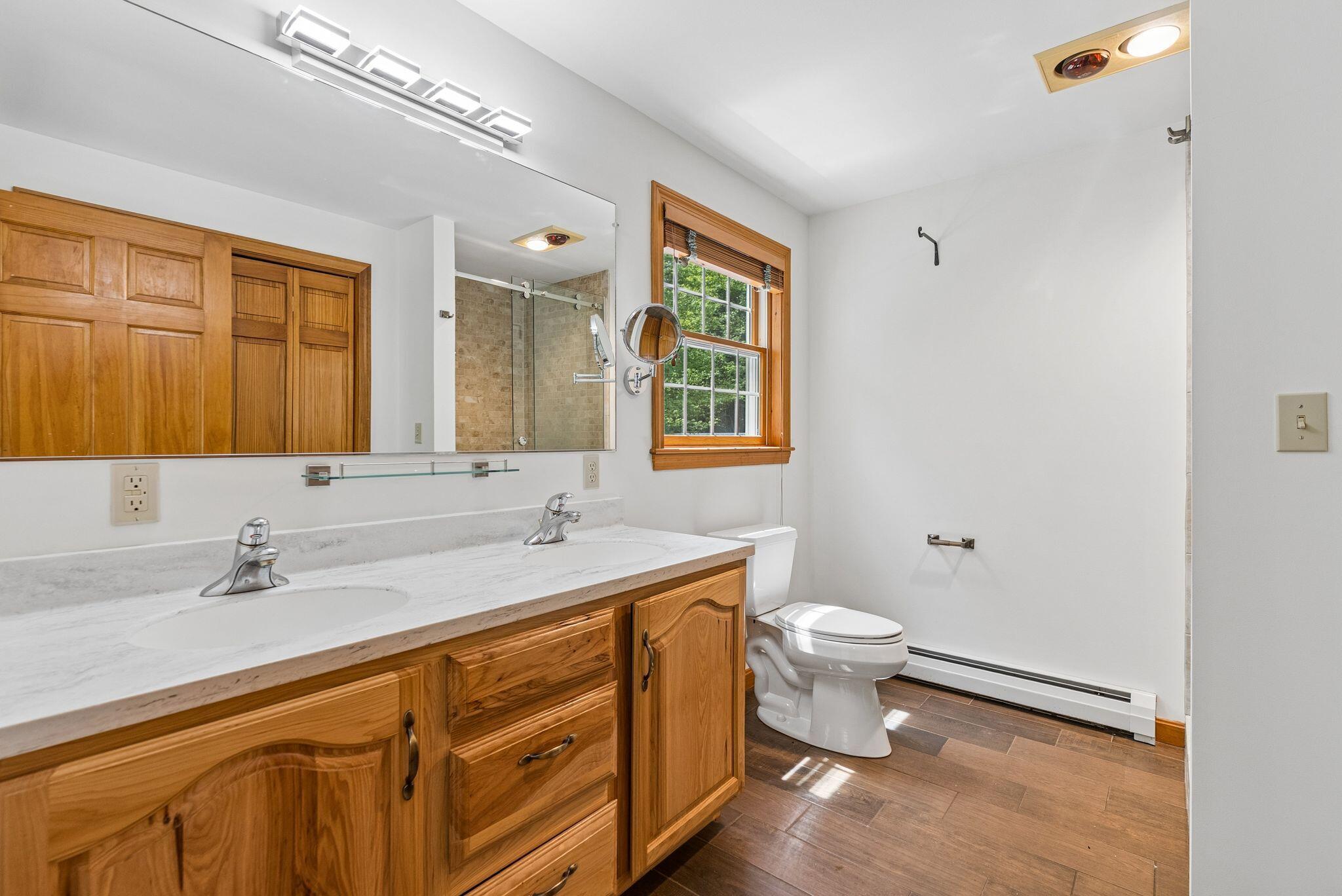8 Whitney Way
