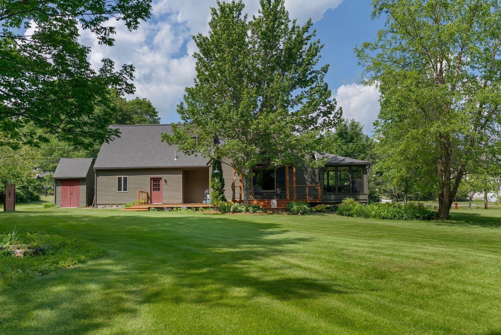 38 Rob Clark Street