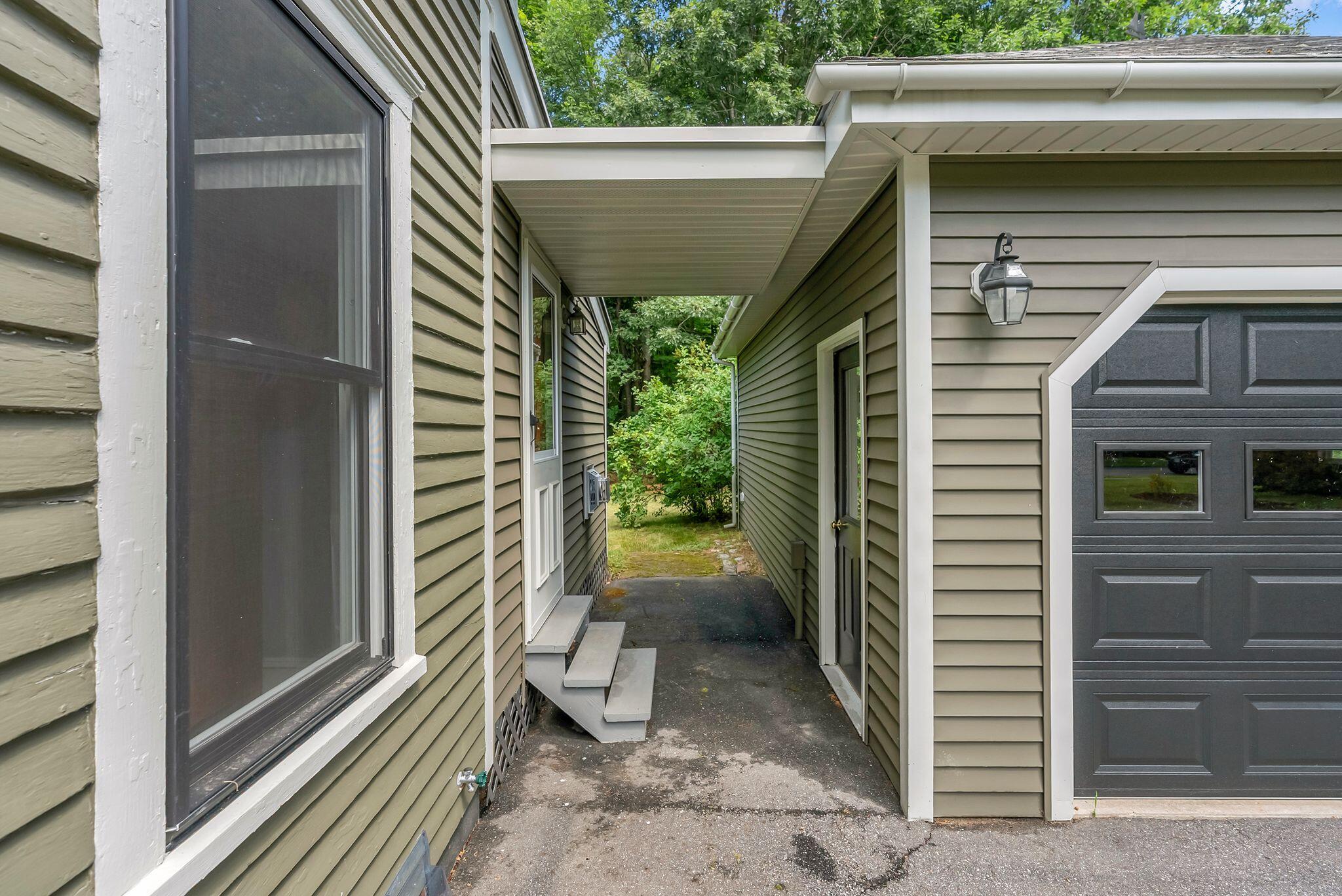 35 Longfellow Avenue