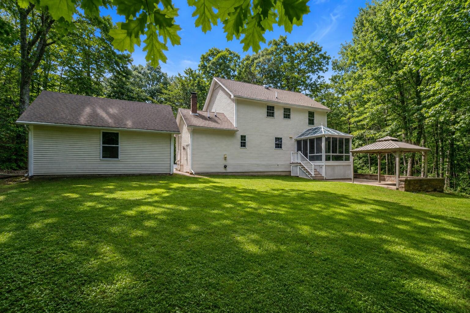 66 Moody Road