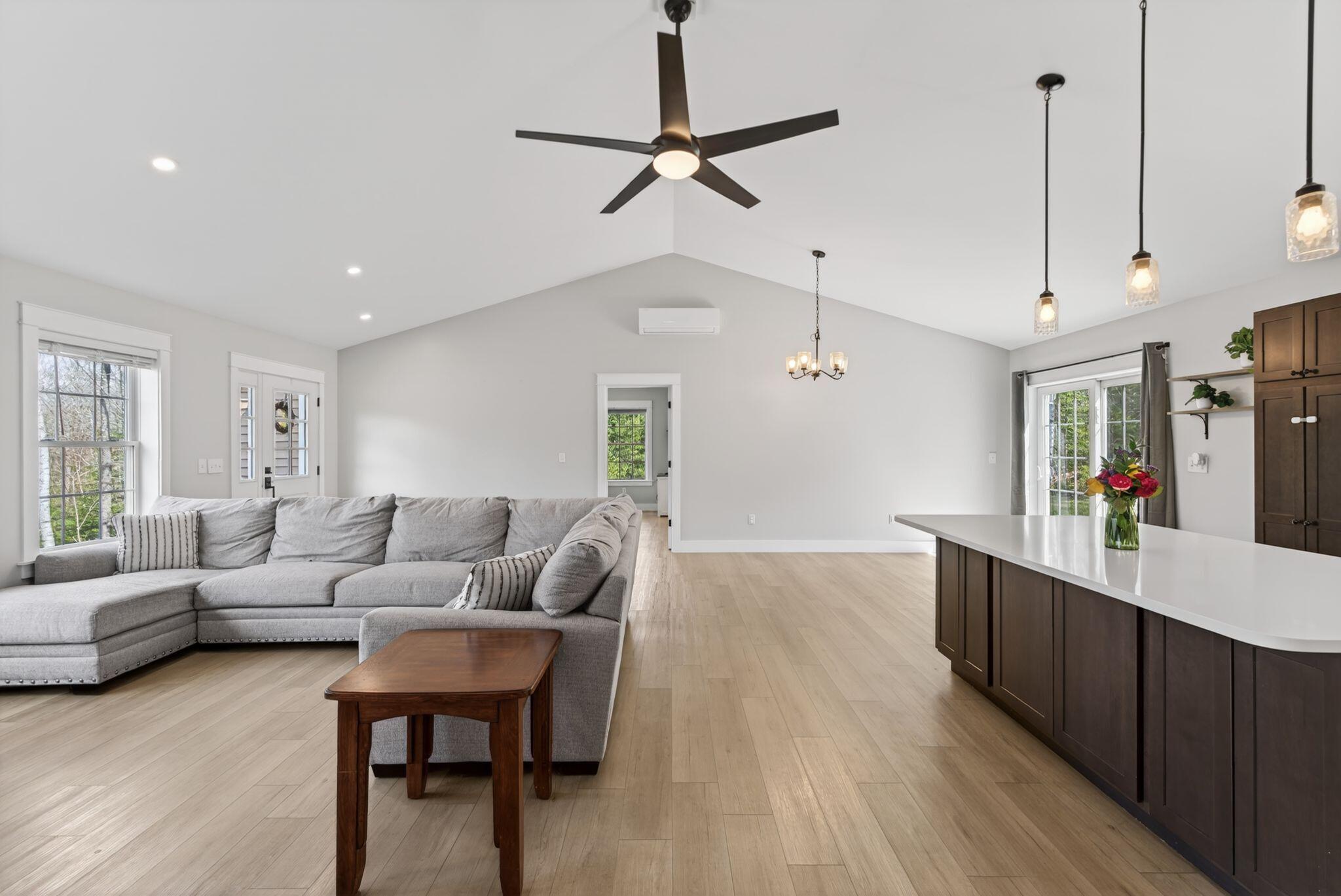 20 Graystone Drive