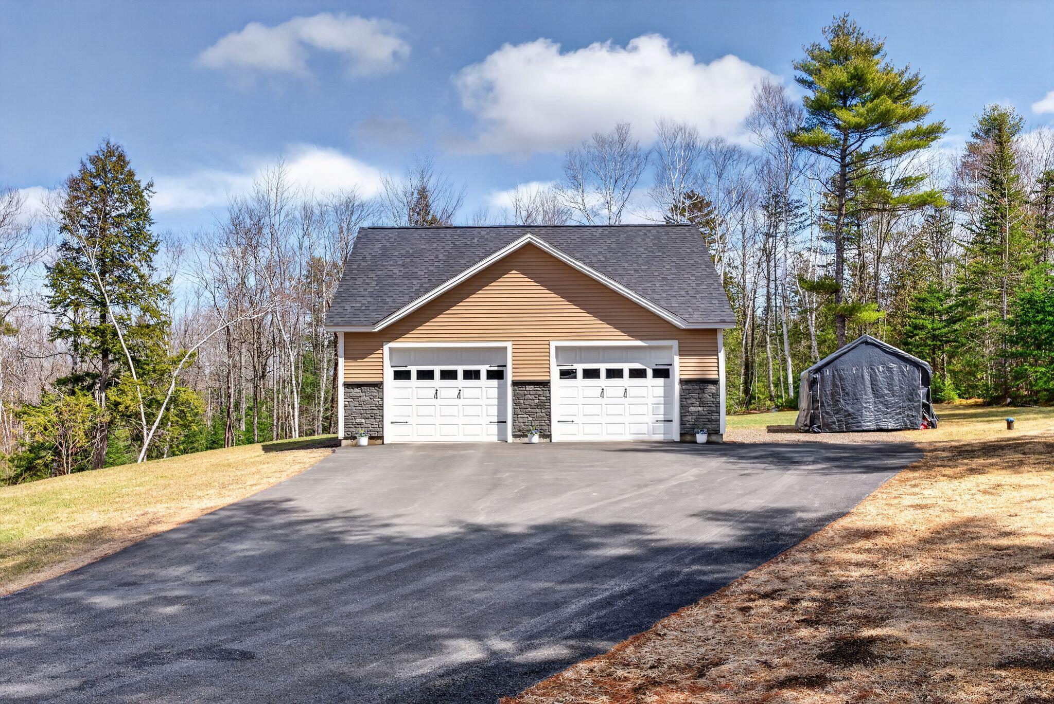 20 Graystone Drive