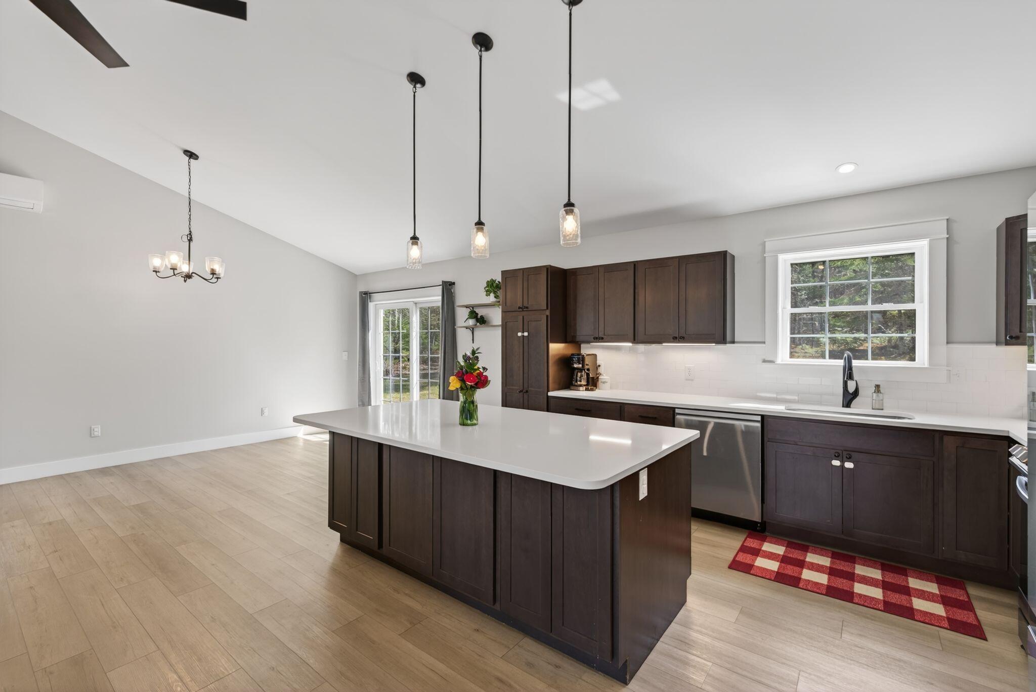 20 Graystone Drive