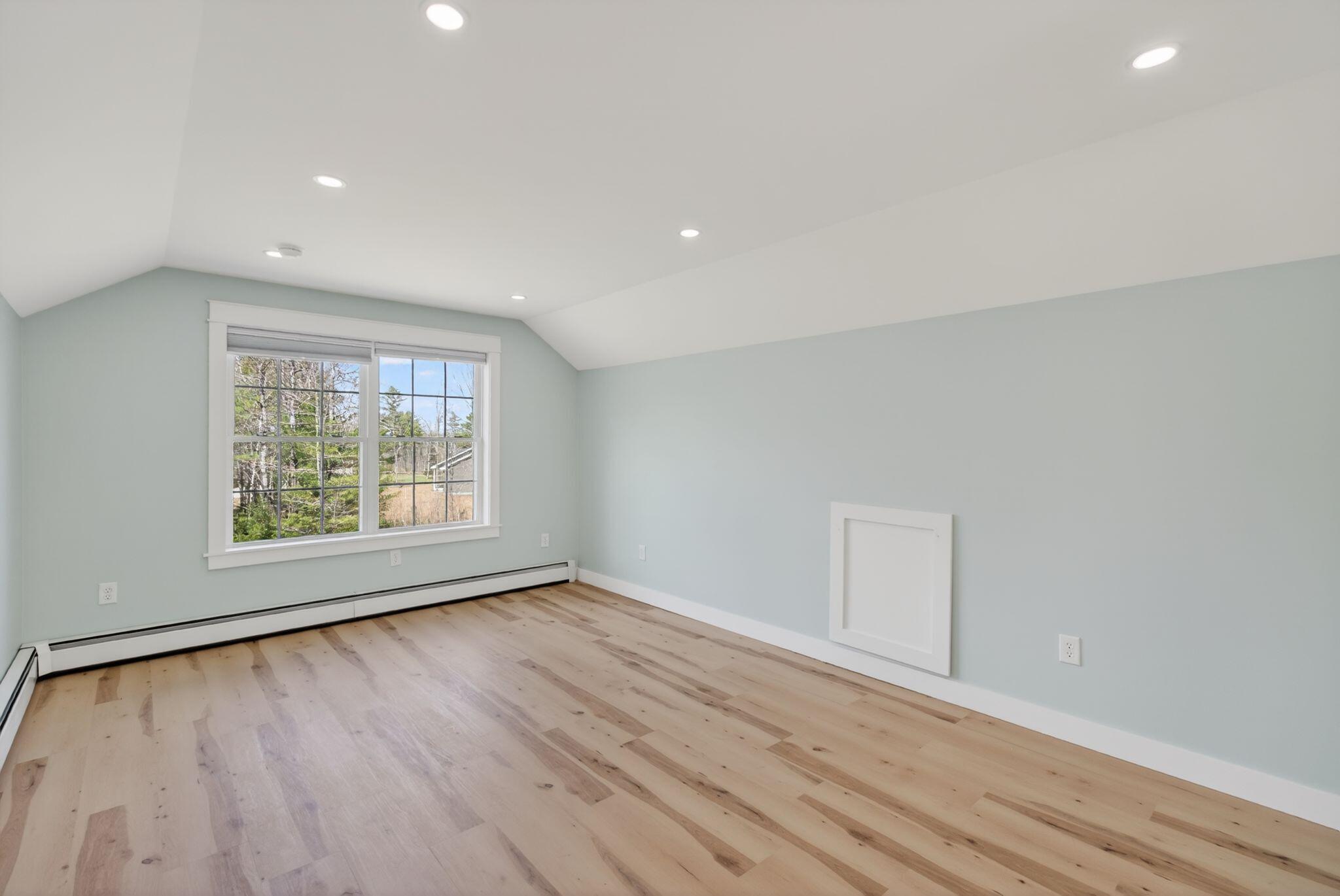 20 Graystone Drive