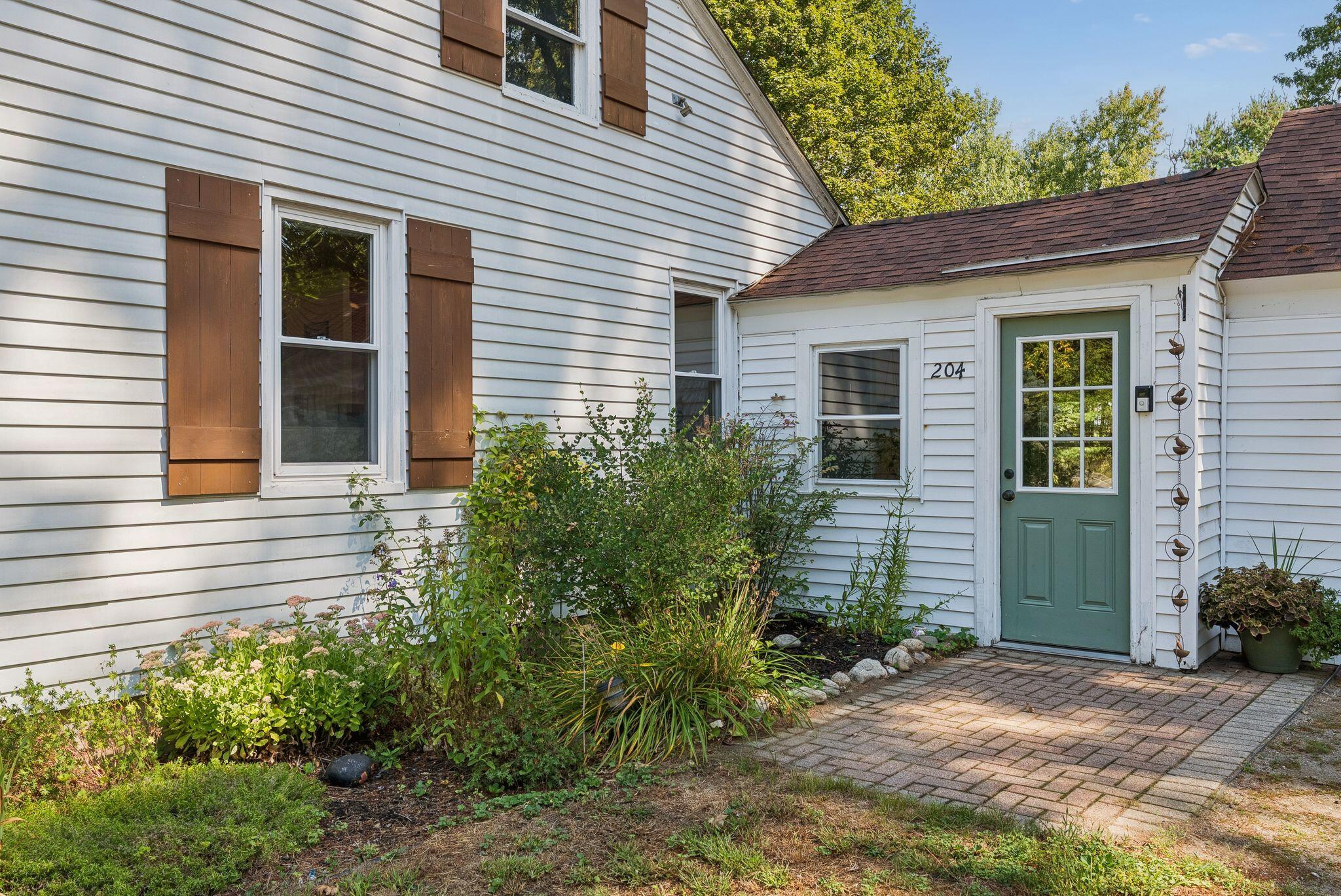 204 Shaker Road