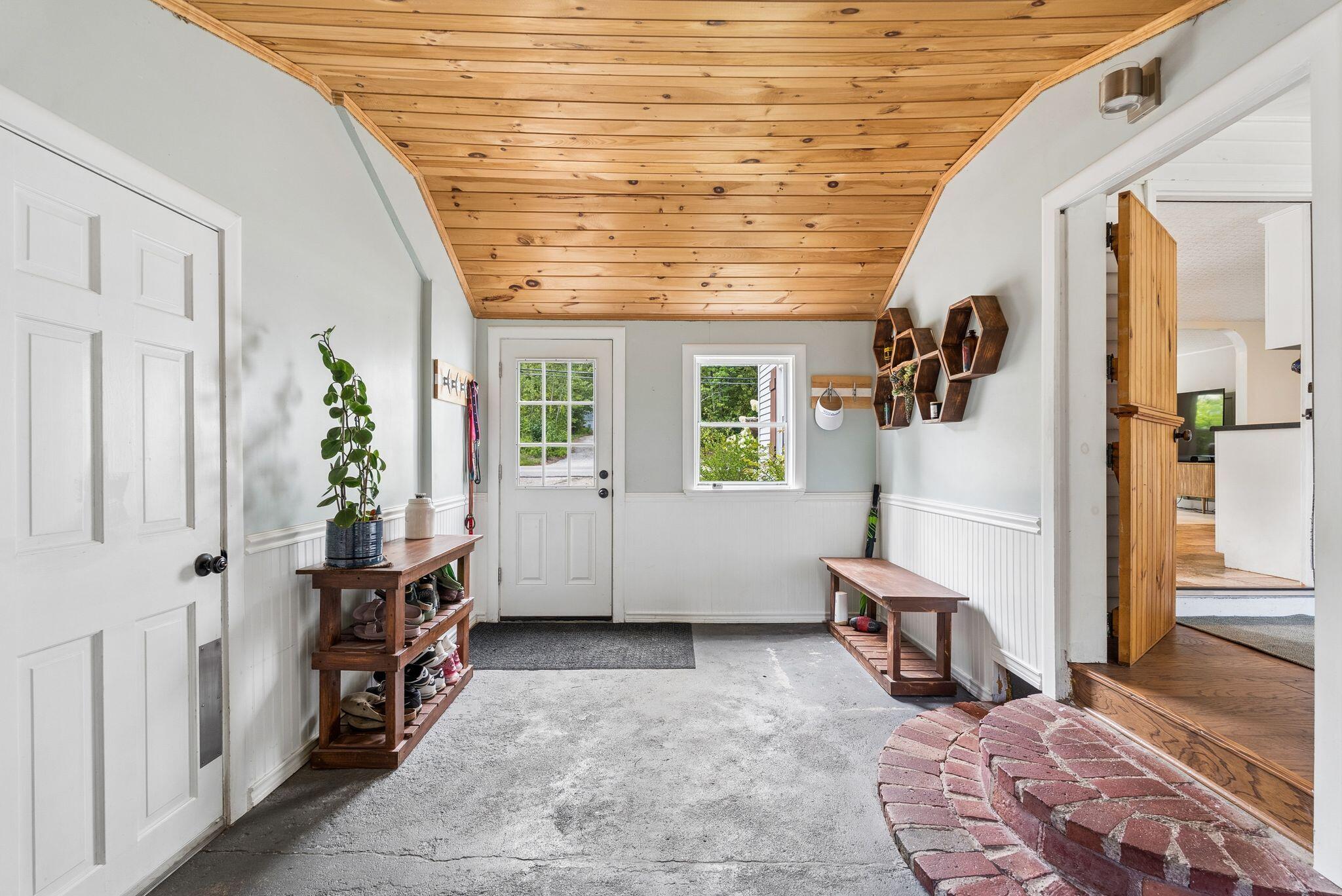 204 Shaker Road