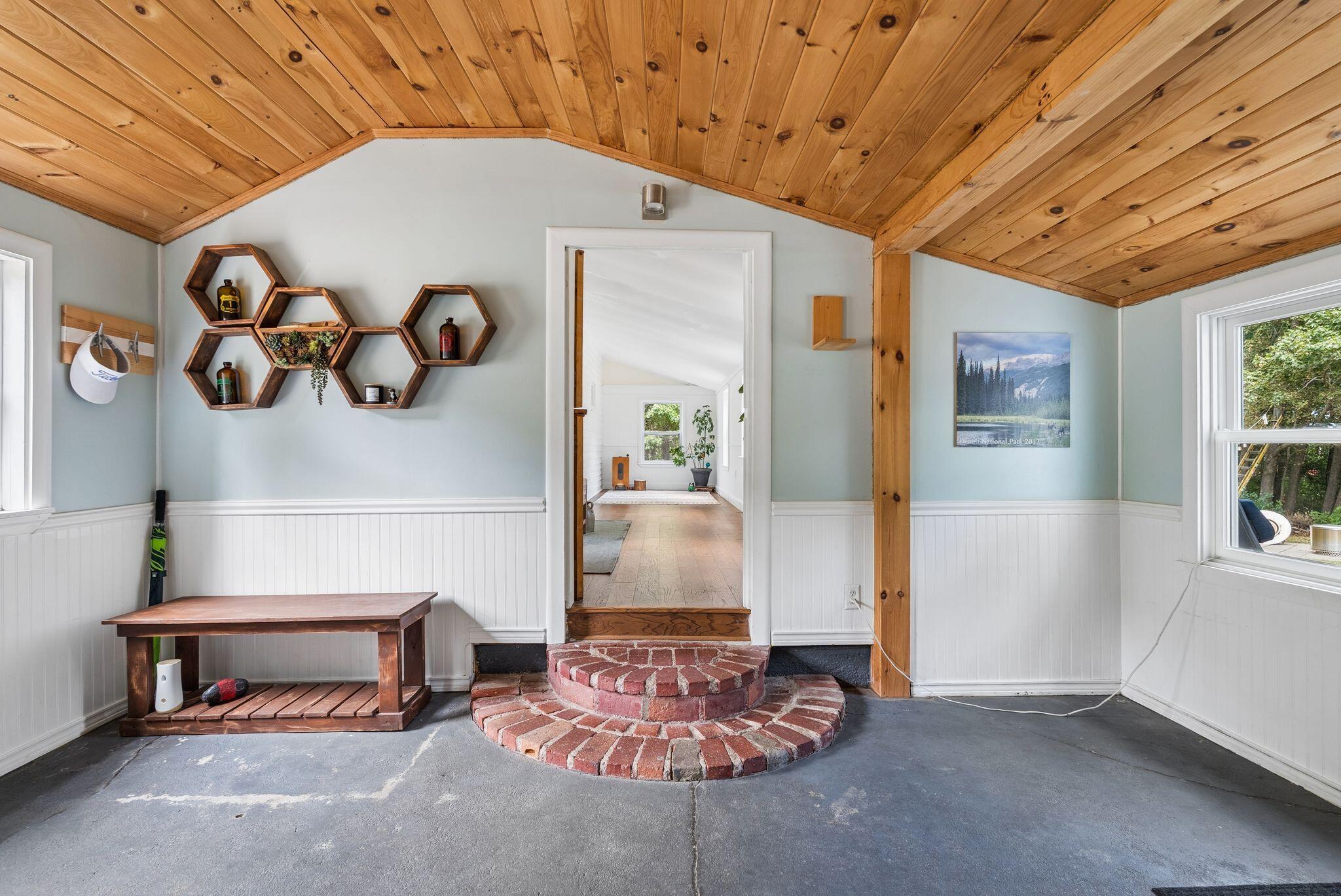 204 Shaker Road