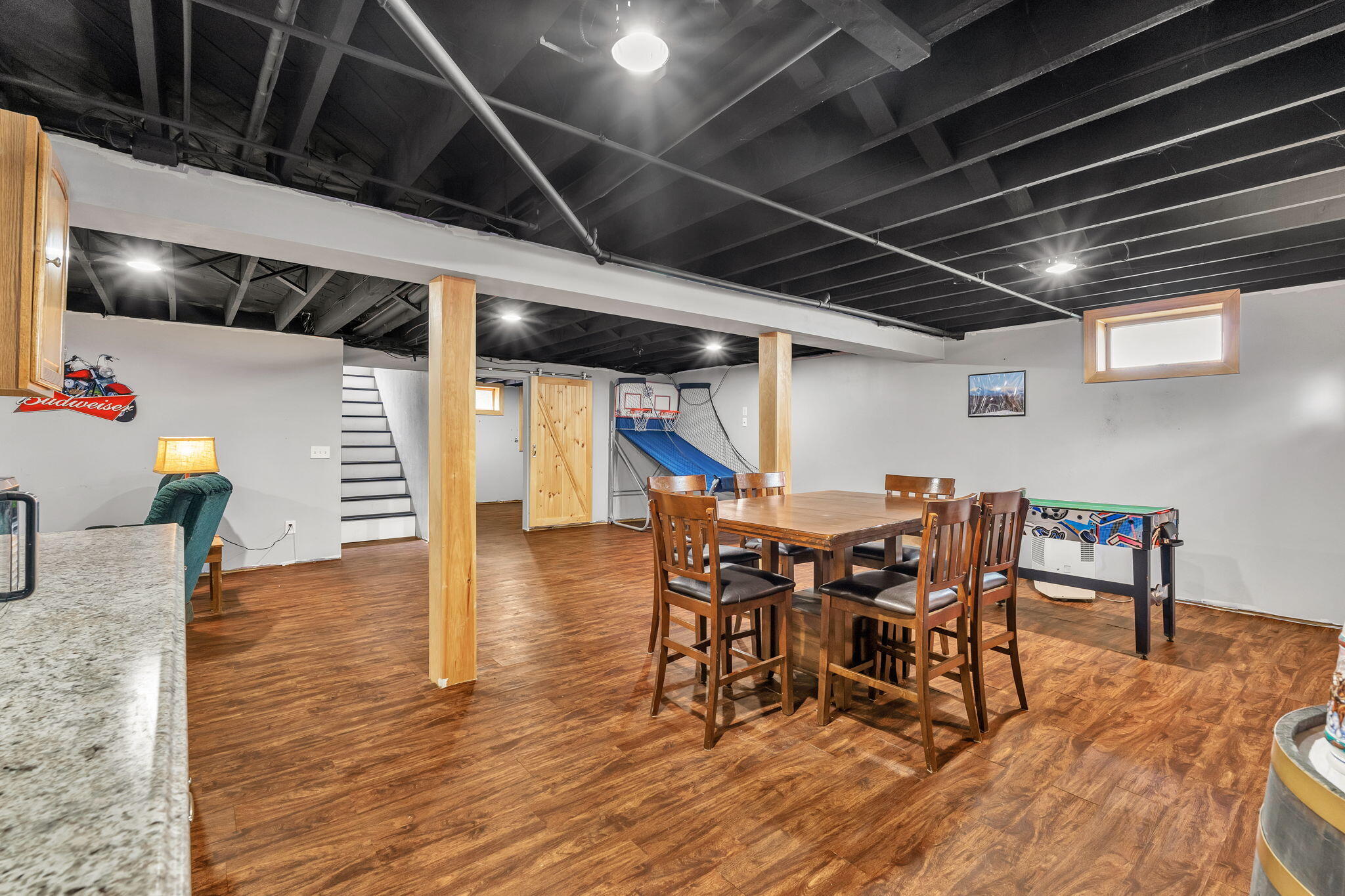 87 Perkins Avenue