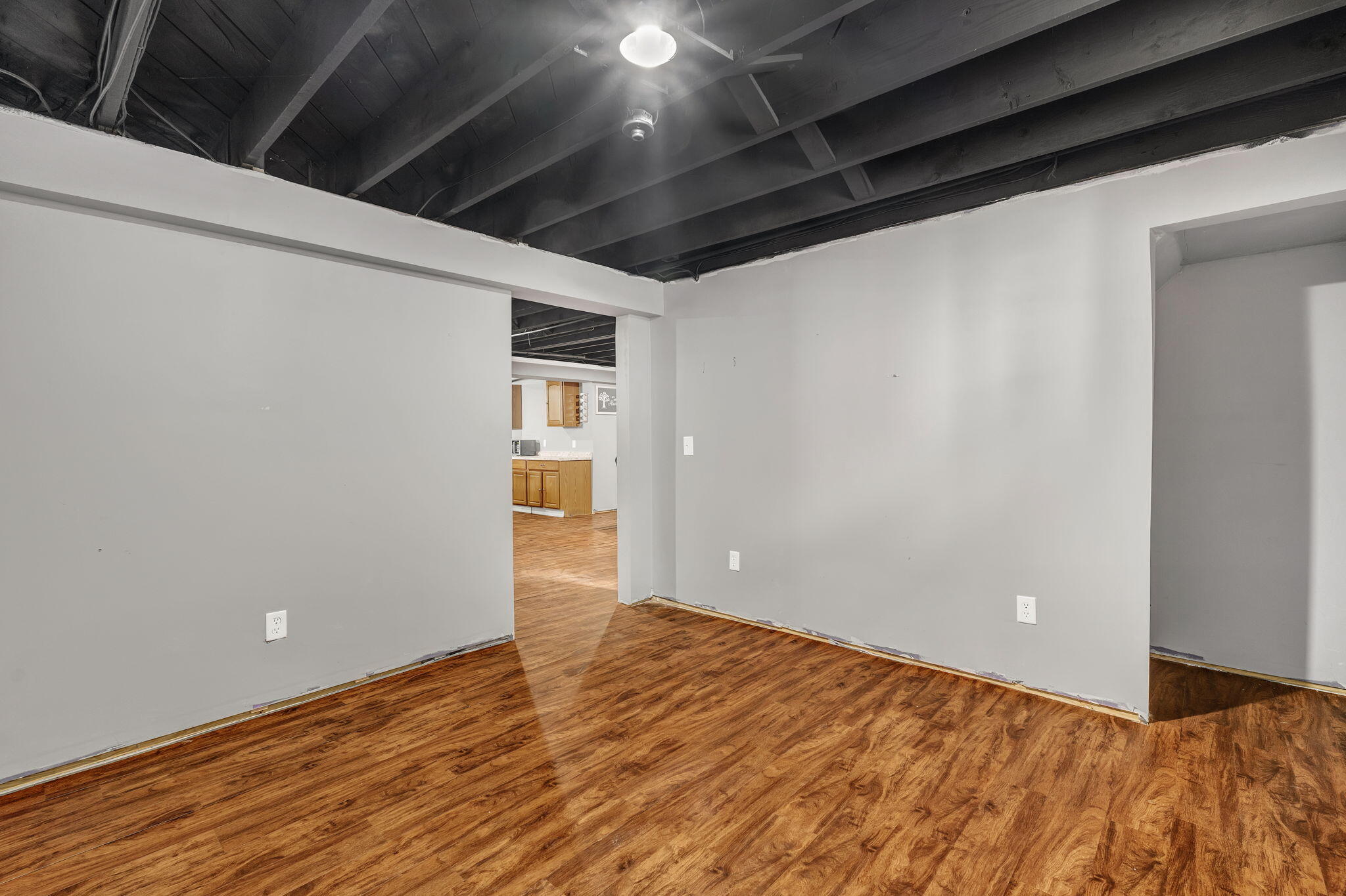 87 Perkins Avenue