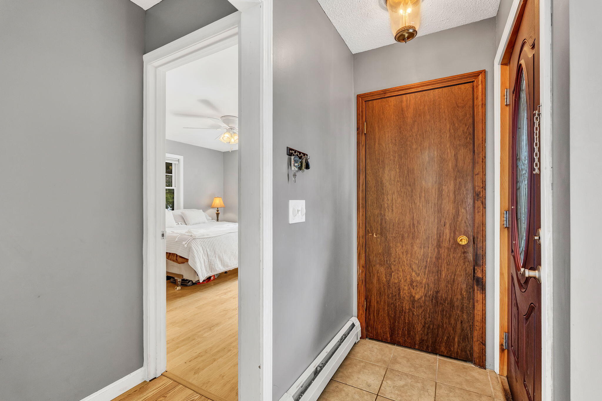 87 Perkins Avenue