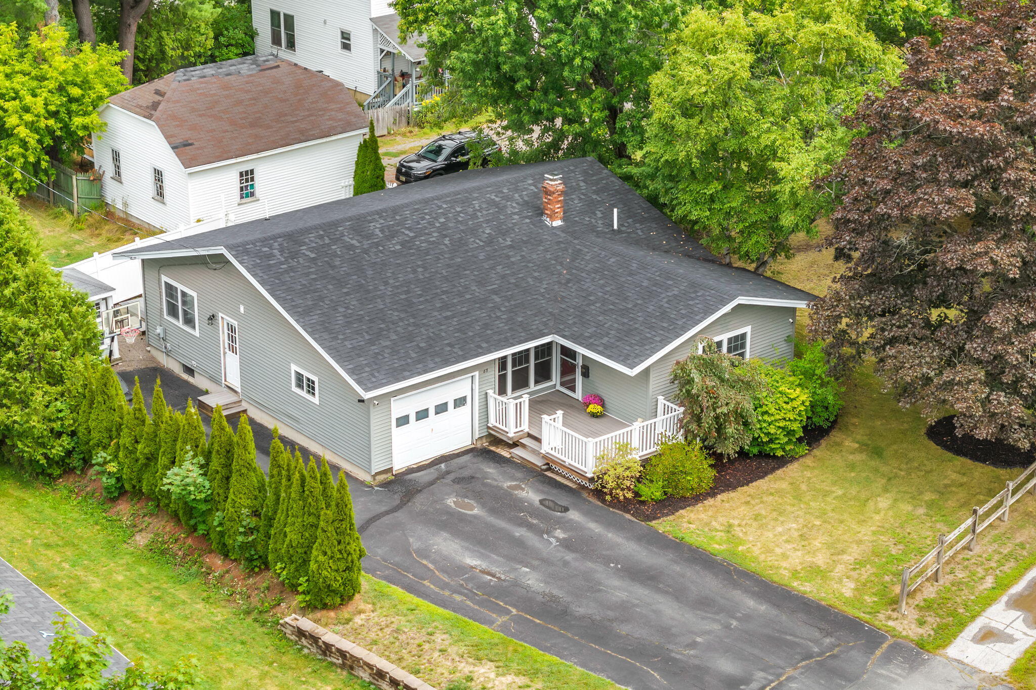 87 Perkins Avenue