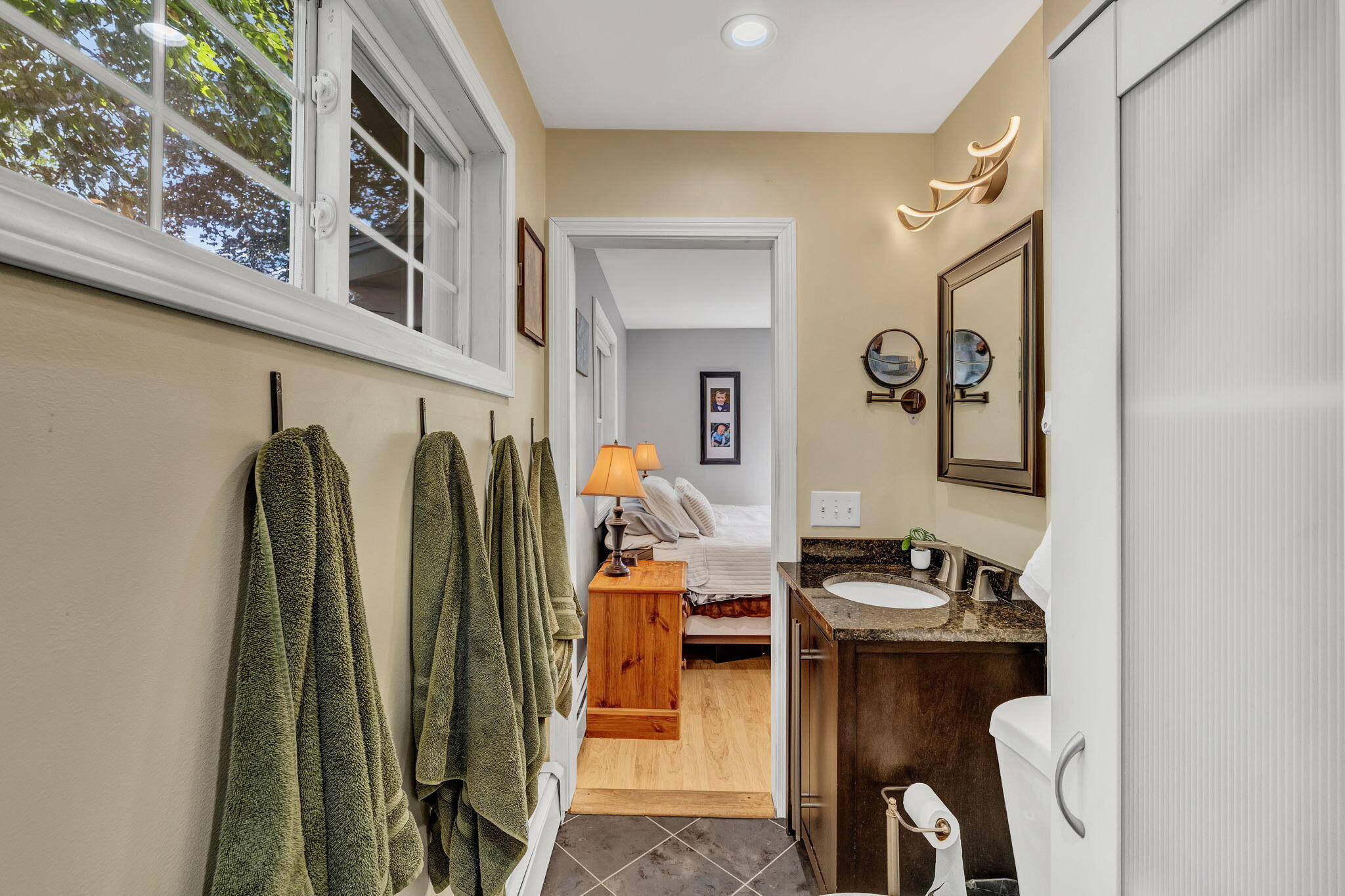 87 Perkins Avenue