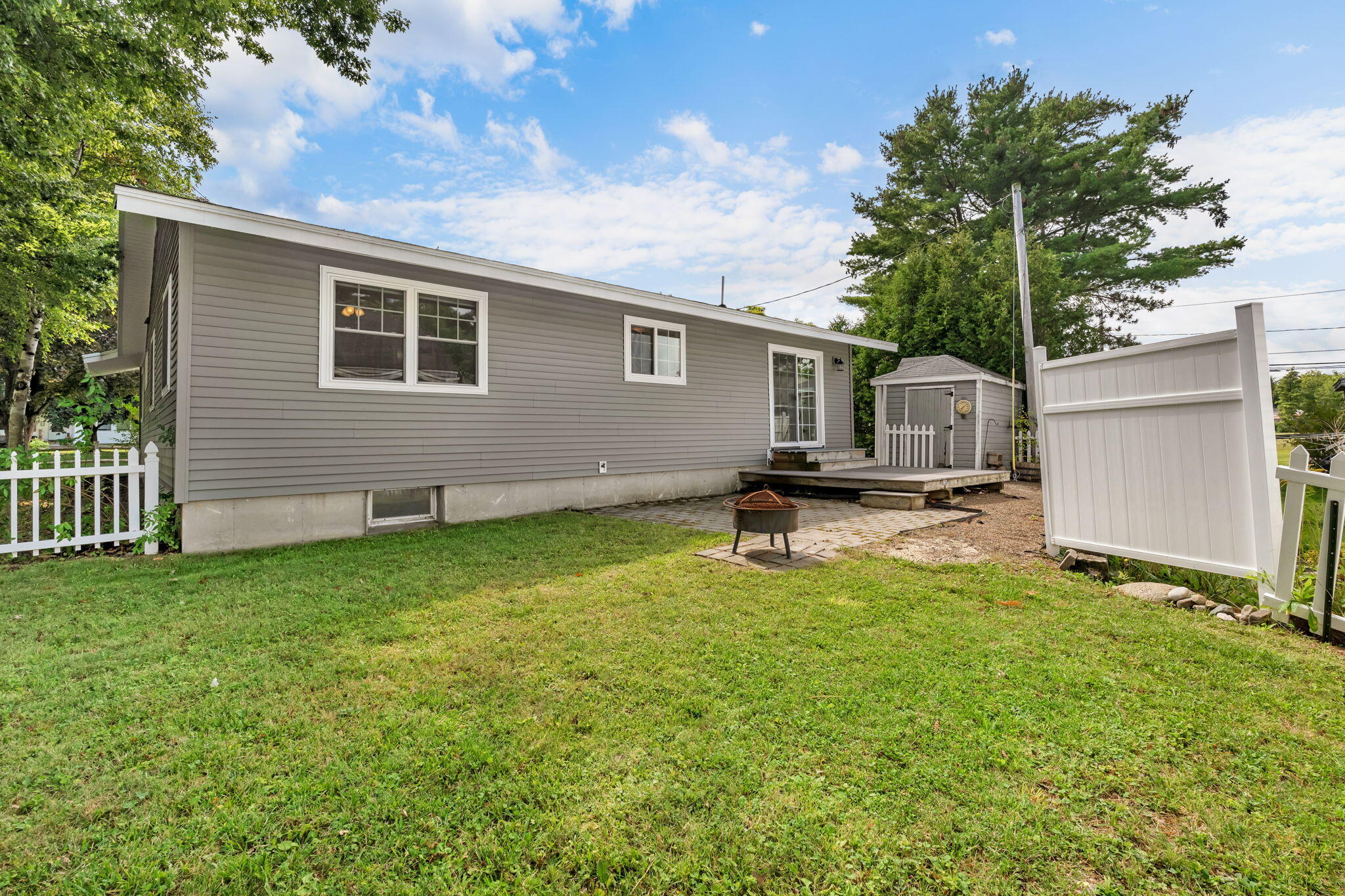 87 Perkins Avenue