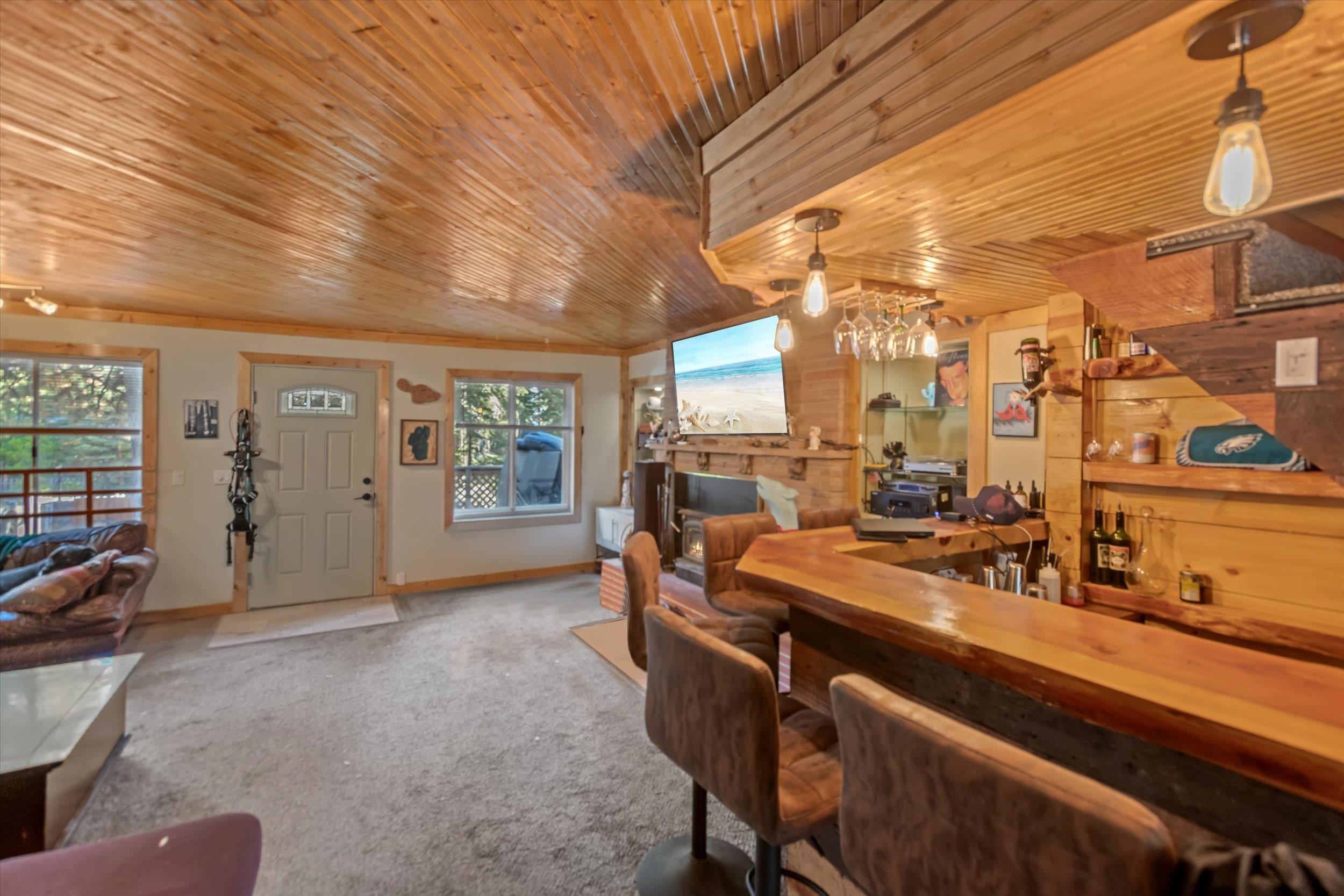 4115 North Lake Boulevard