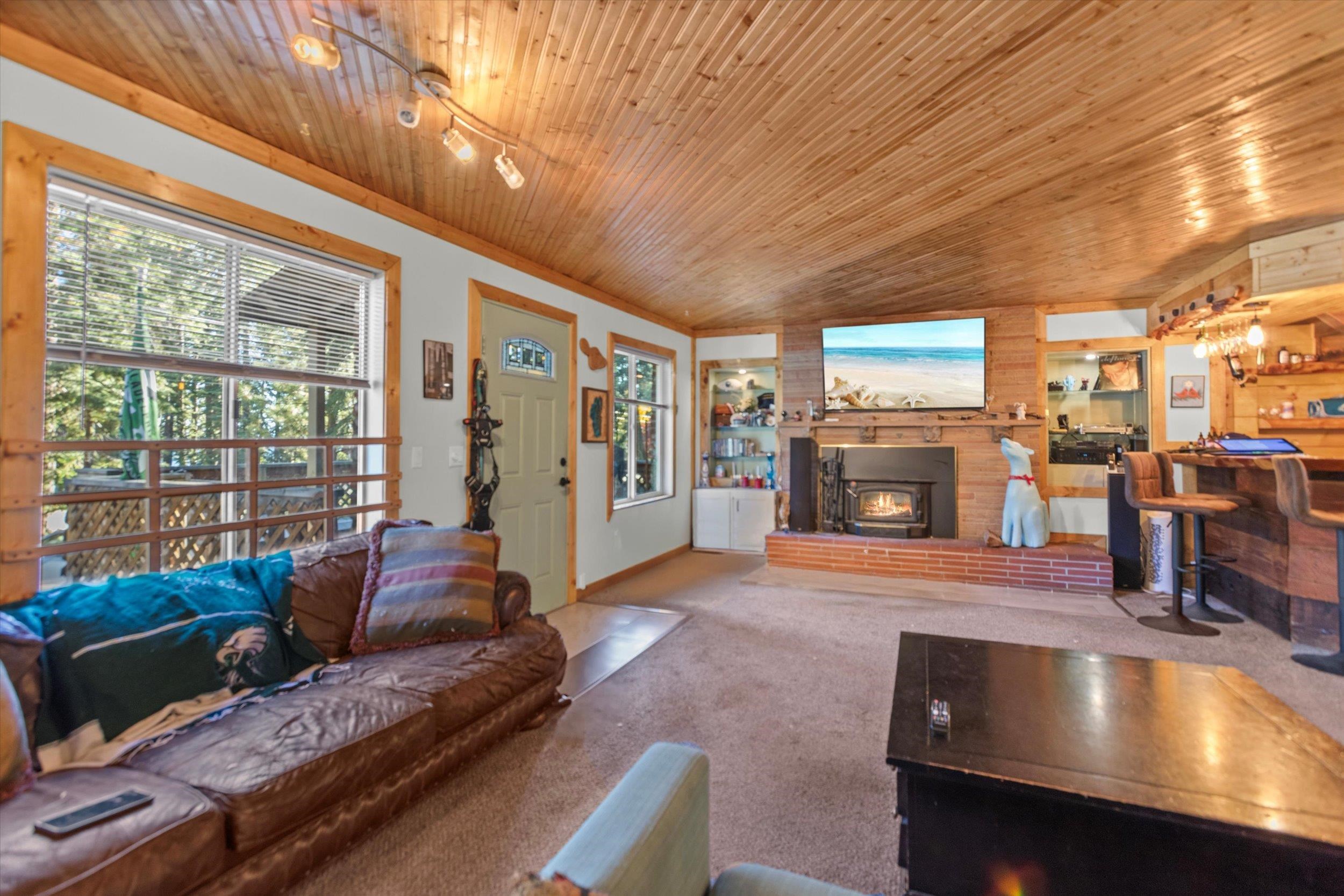 4115 North Lake Boulevard