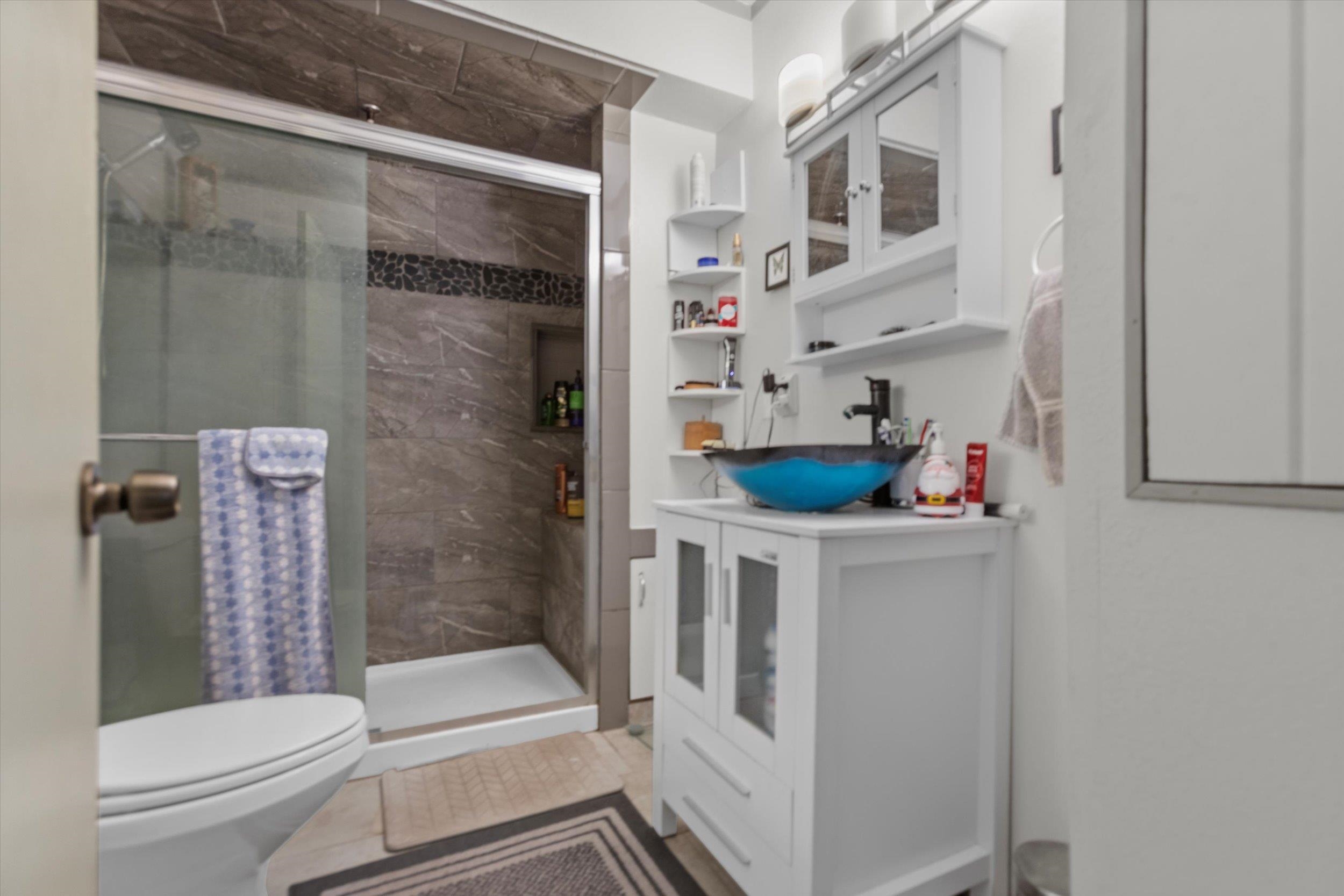 4115 North Lake Boulevard