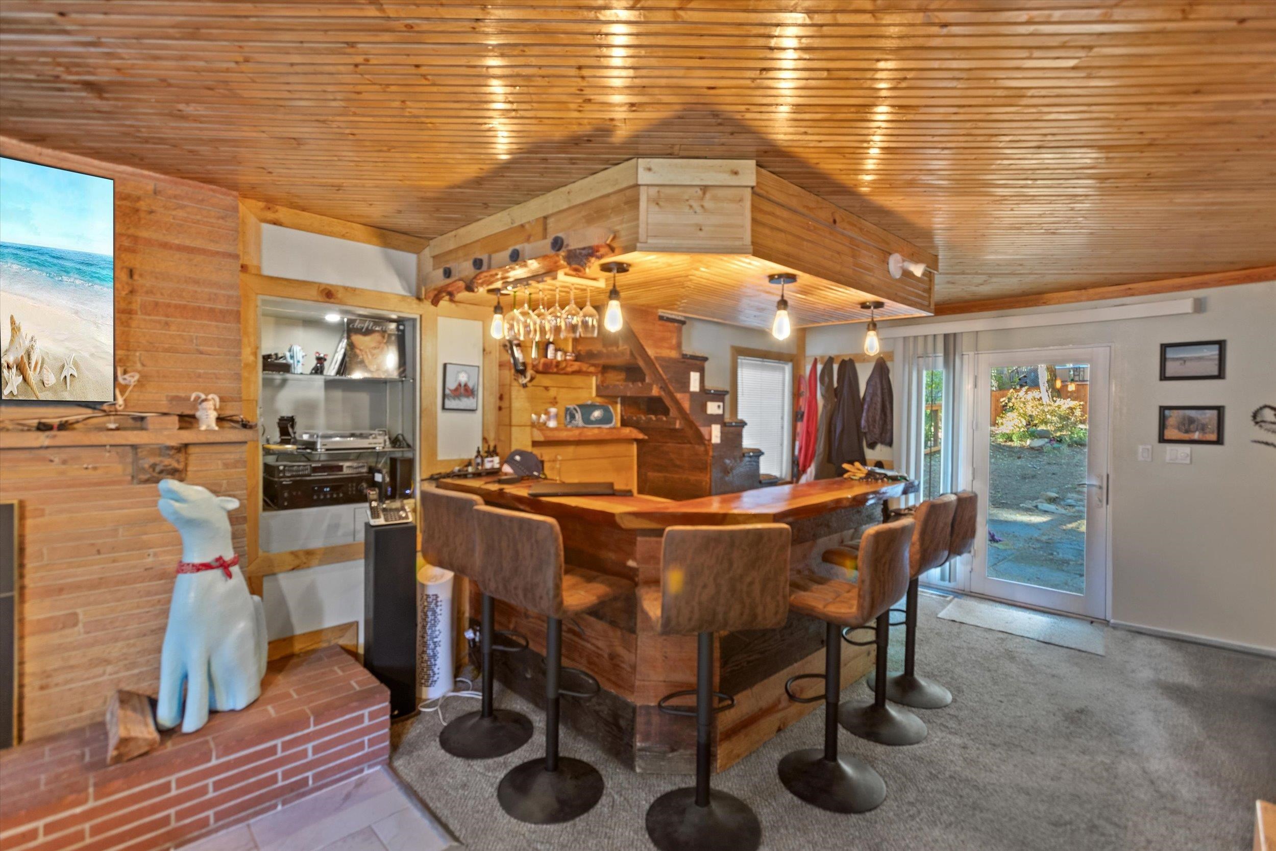 4115 North Lake Boulevard