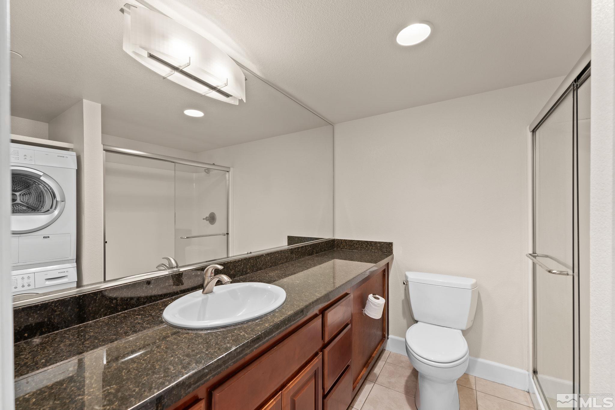 450 N Arlington Avenue, 902