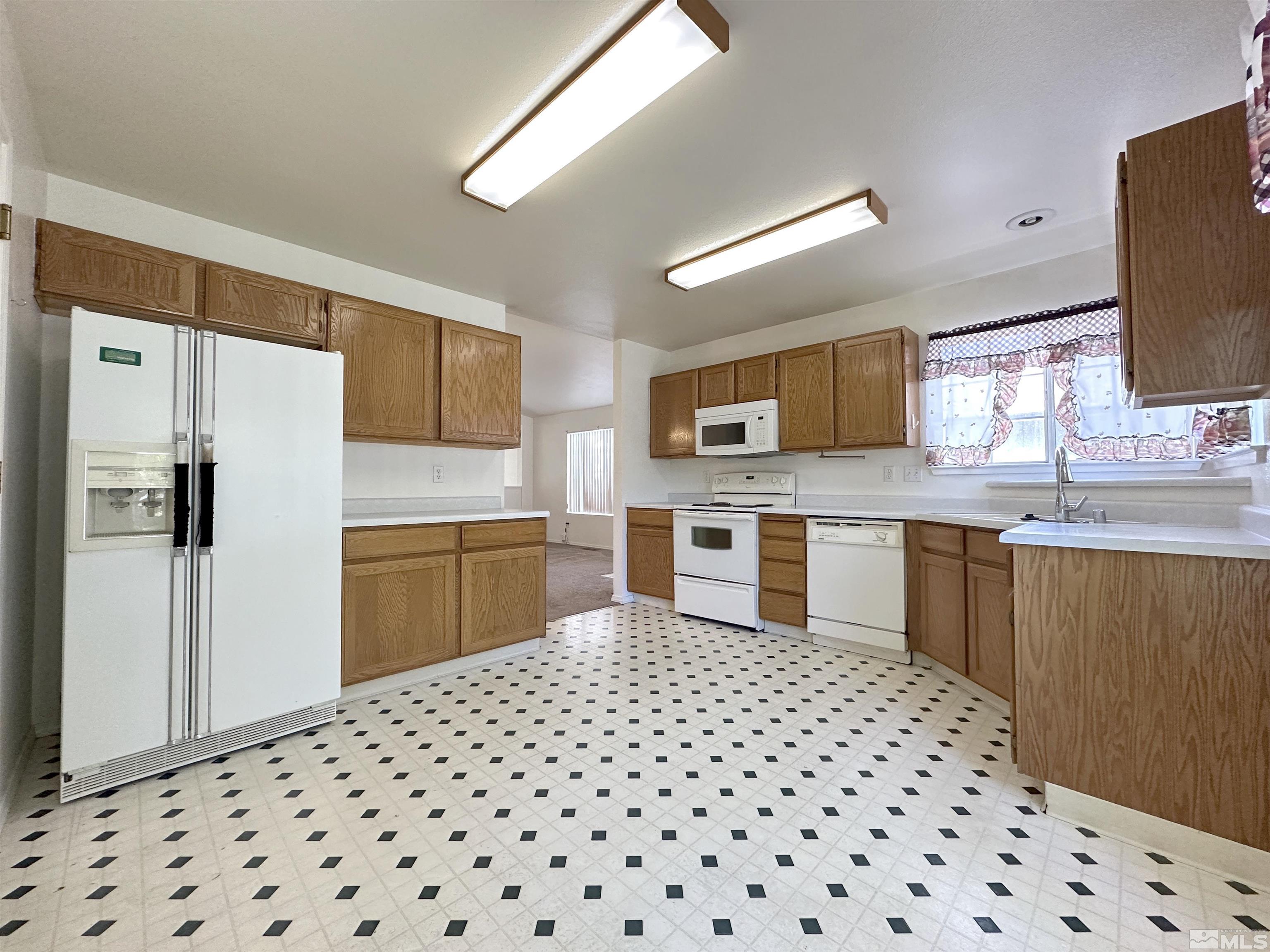 4659 N Cactus Hills Drive