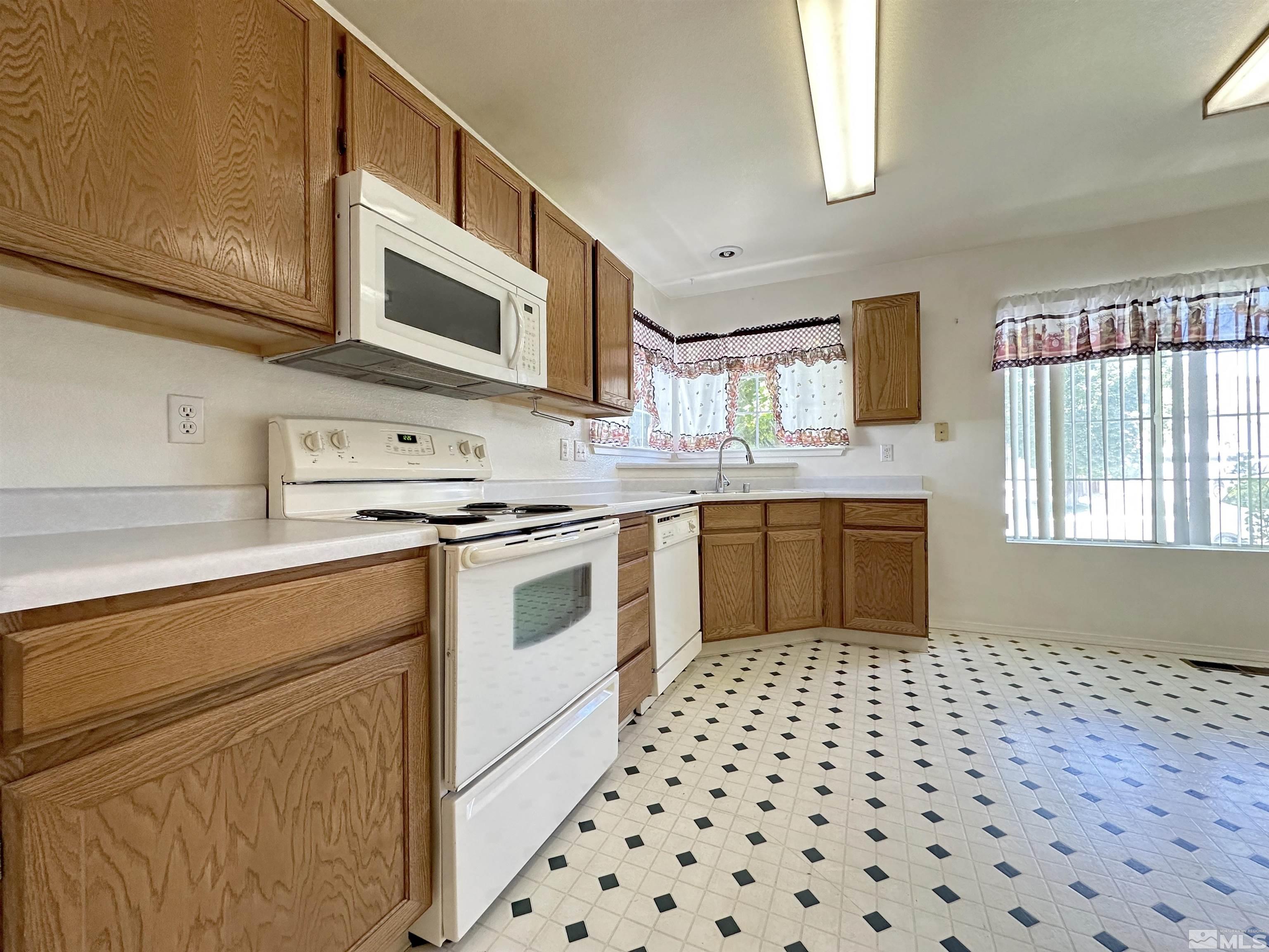 4659 N Cactus Hills Drive