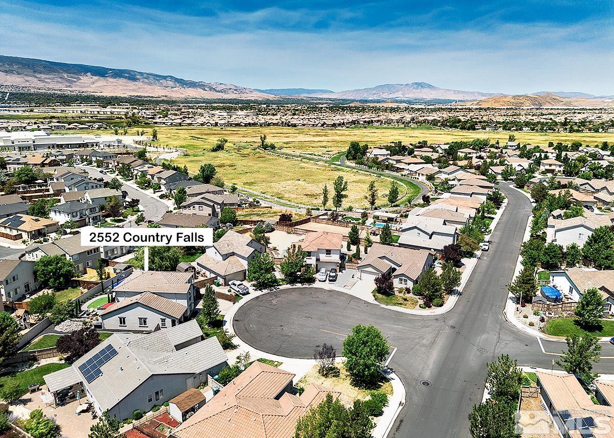 2552 Country Falls Lane