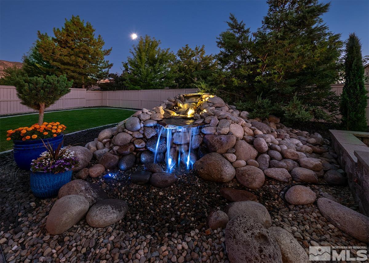 2552 Country Falls Lane