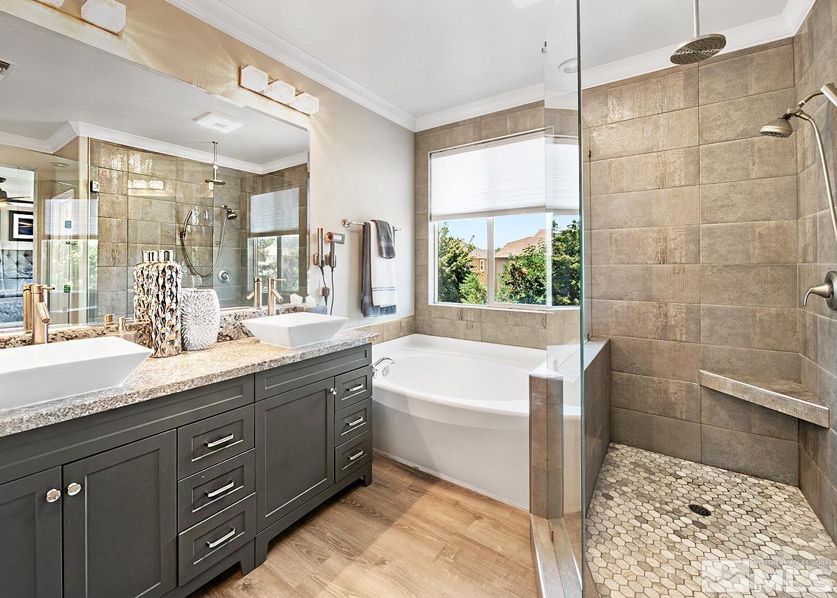 2552 Country Falls Lane
