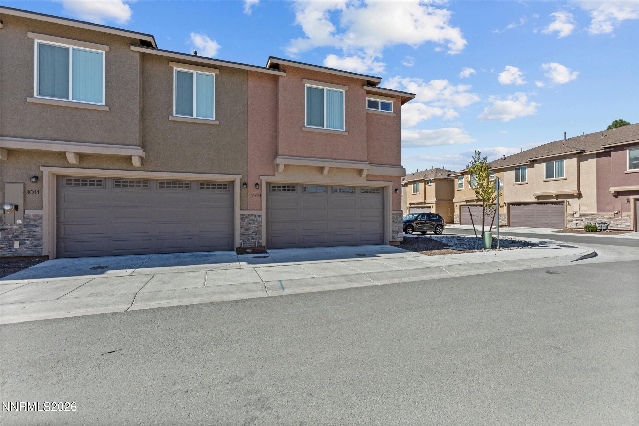 1009 Middle Gate Road