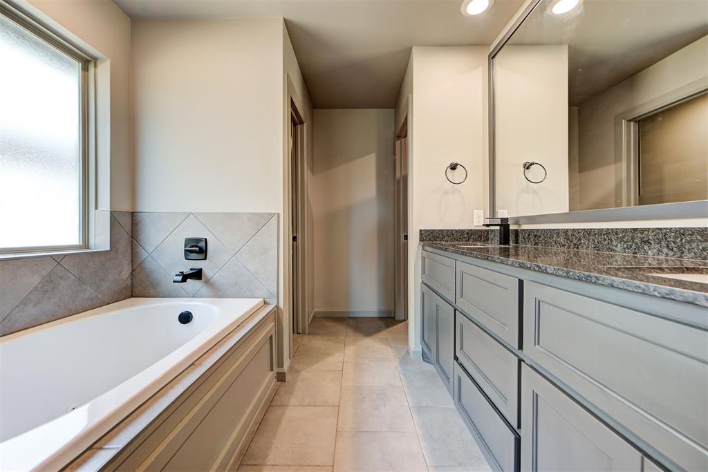 1316 NE 33rd Terrace