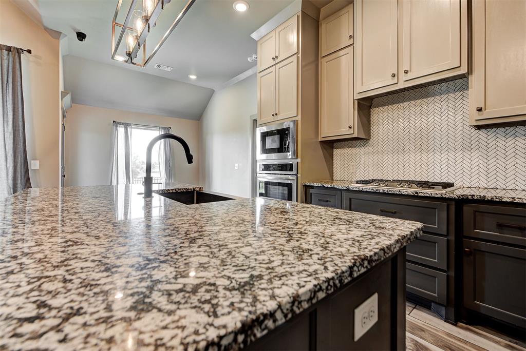 1316 NE 33rd Terrace