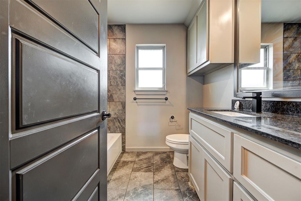 1316 NE 33rd Terrace