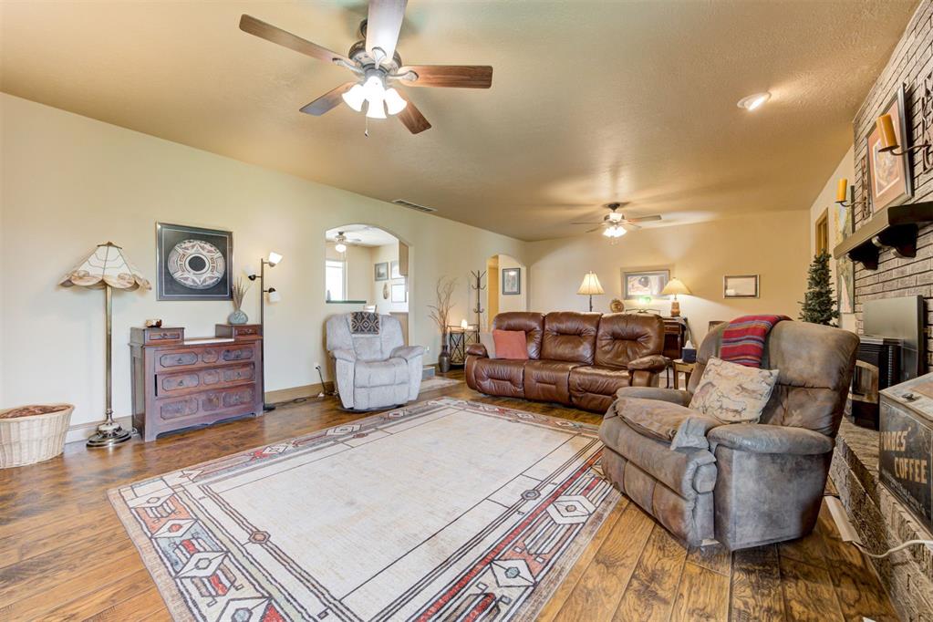 13301 N Douglas Boulevard