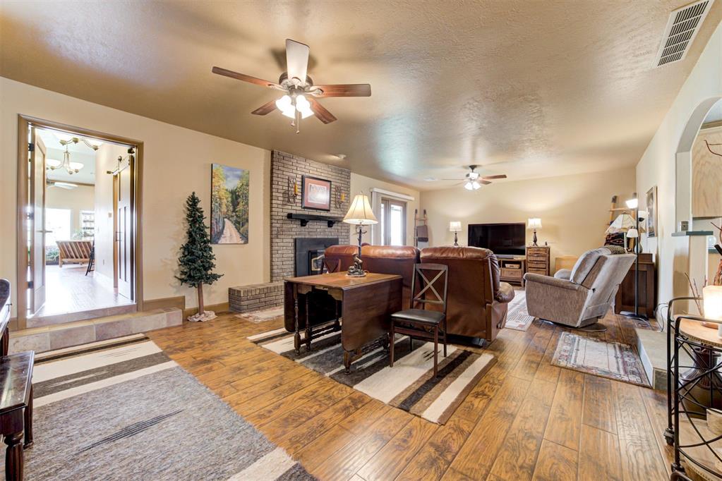 13301 N Douglas Boulevard