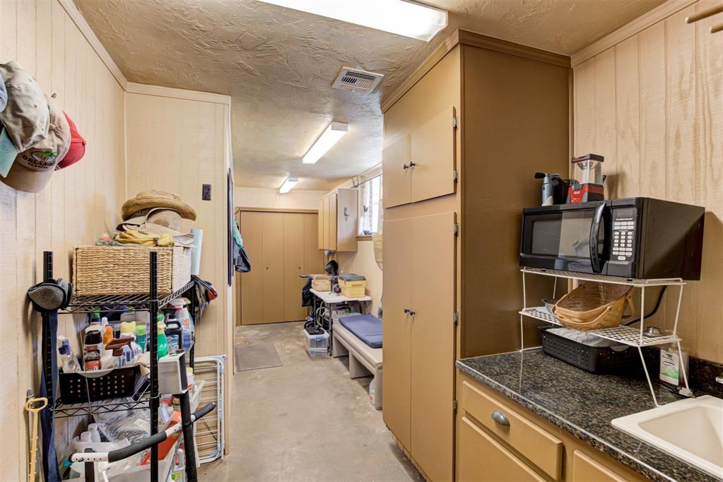 13301 N Douglas Boulevard