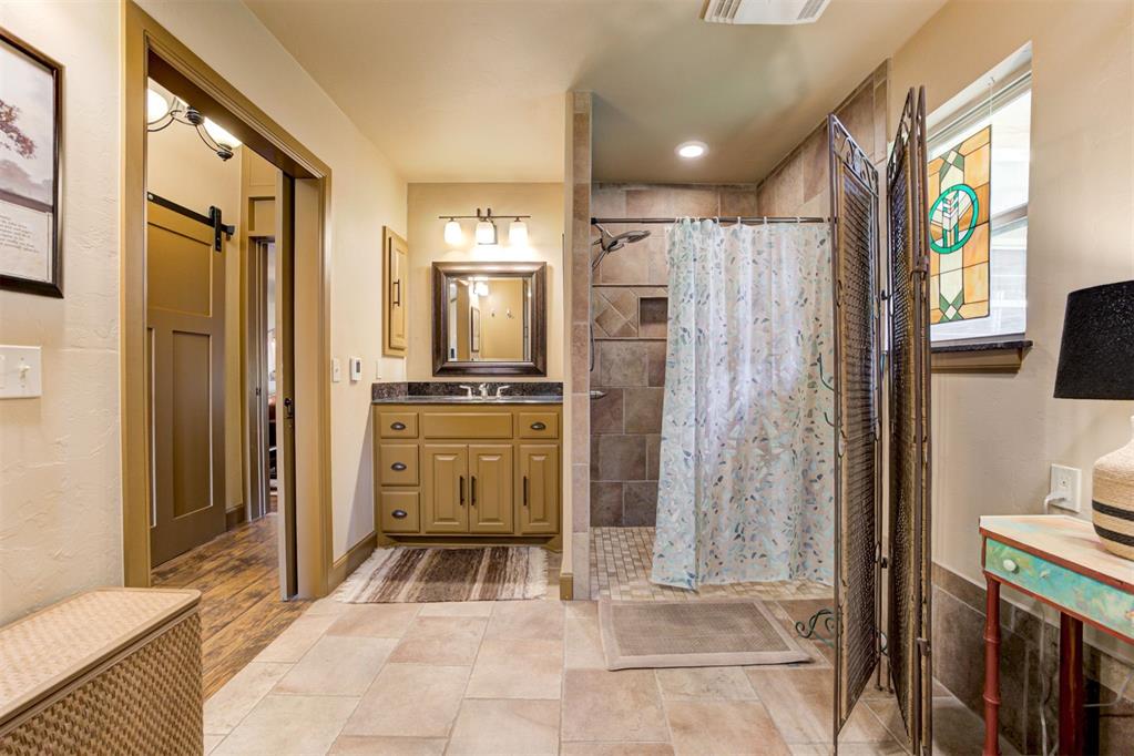 13301 N Douglas Boulevard