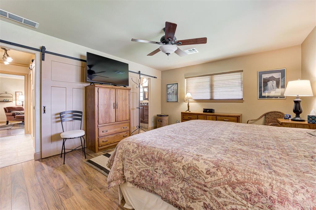 13301 N Douglas Boulevard