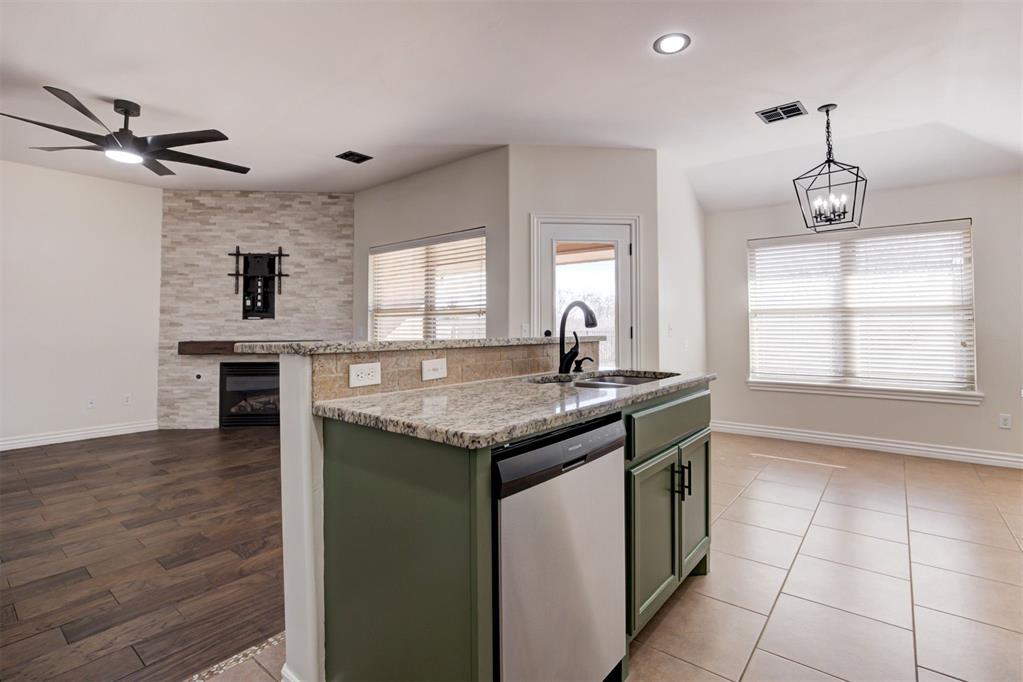 8117 Waters Edge Way
