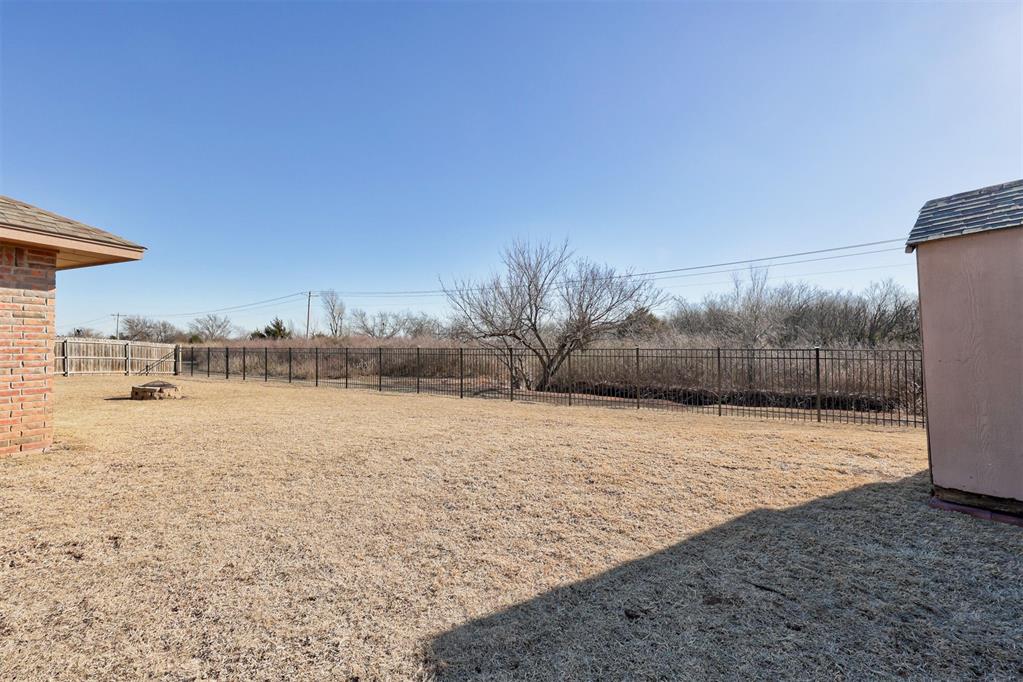 8117 Waters Edge Way
