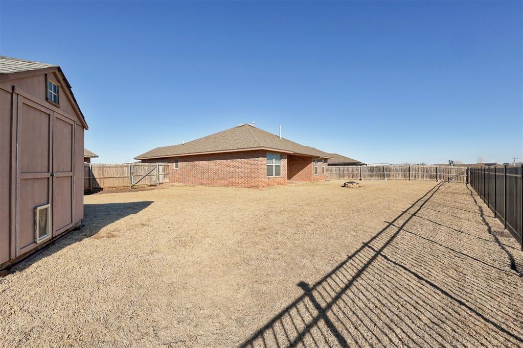 8117 Waters Edge Way