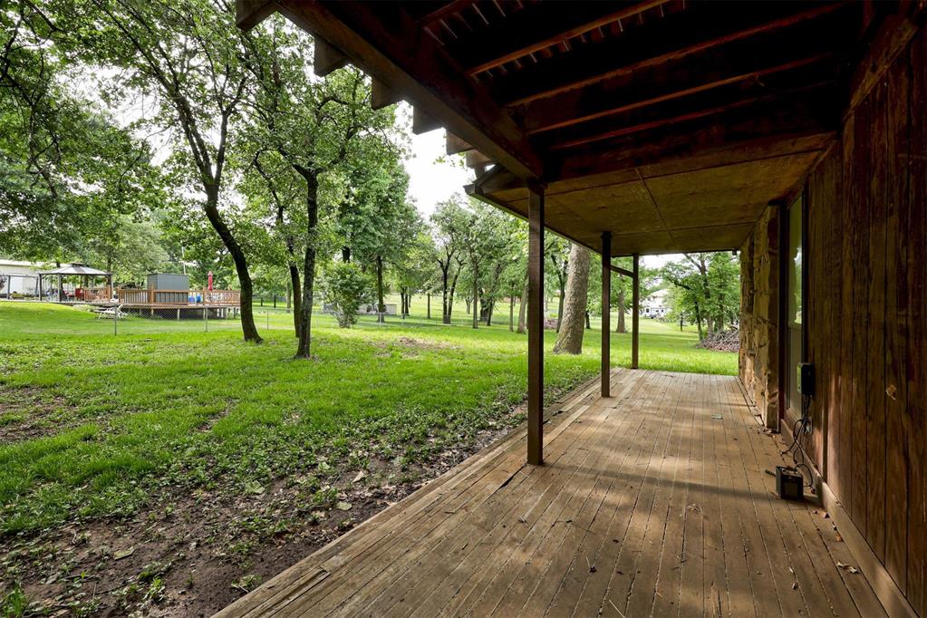 2350 Forest Oaks Drive