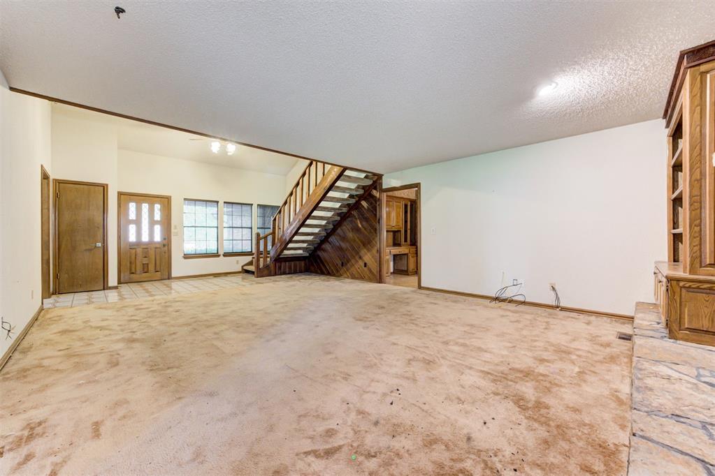 2350 Forest Oaks Drive