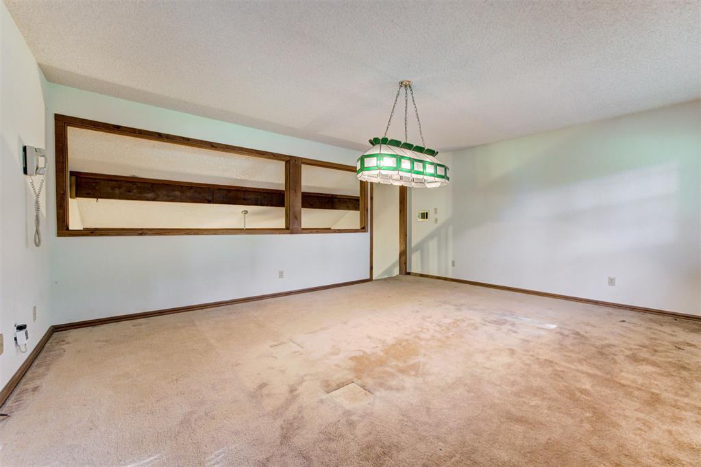 2350 Forest Oaks Drive