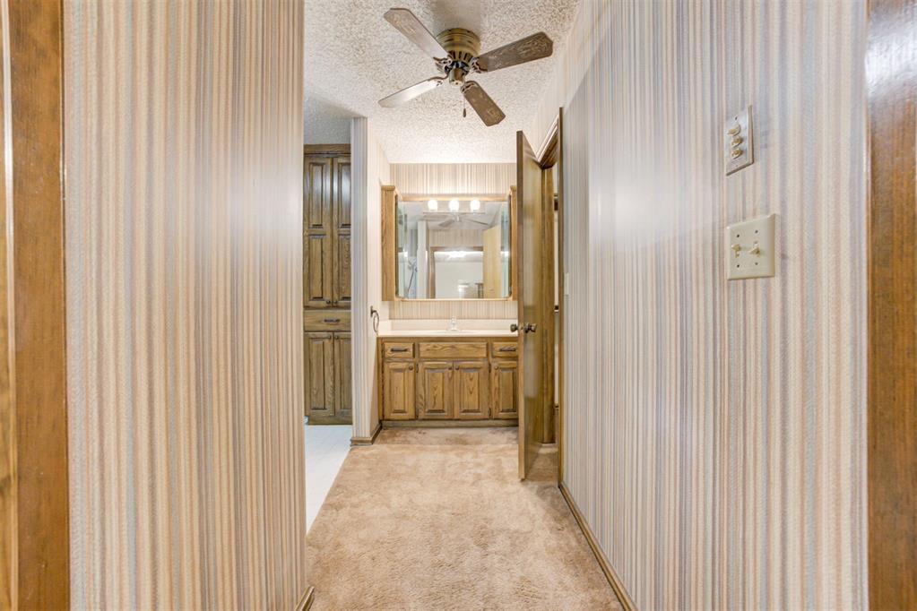 2350 Forest Oaks Drive