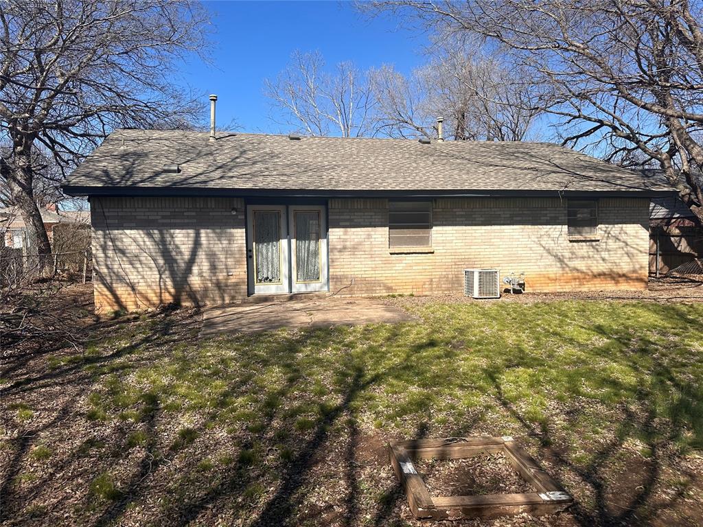 1706 Sheffield Circle