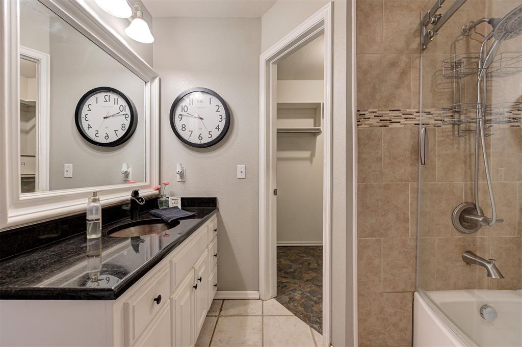 513 SW 154th Court