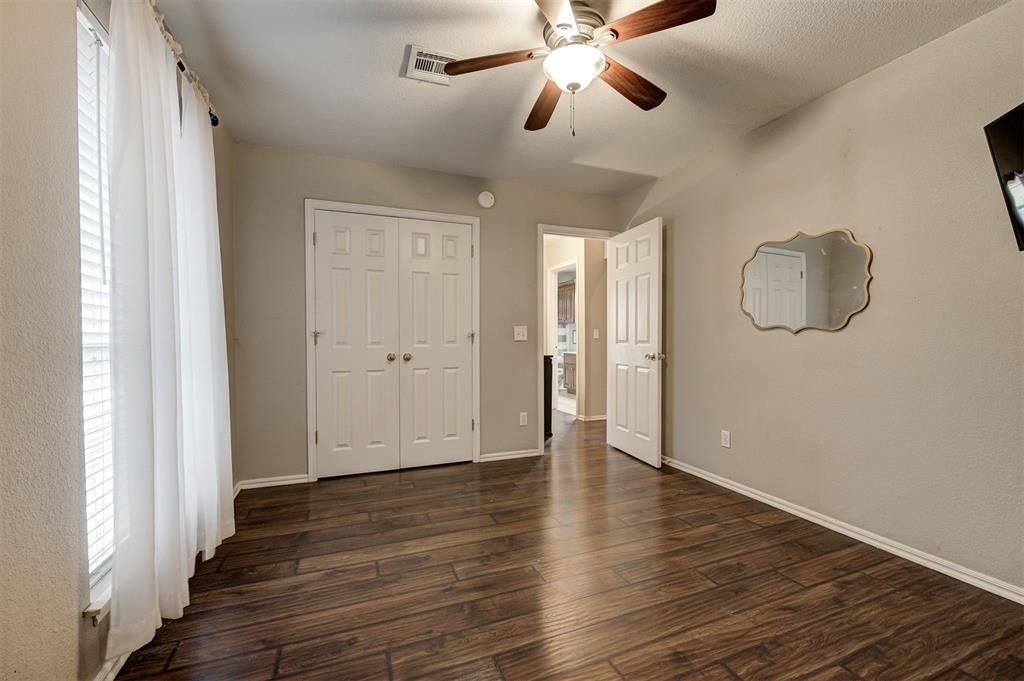 513 SW 154th Court