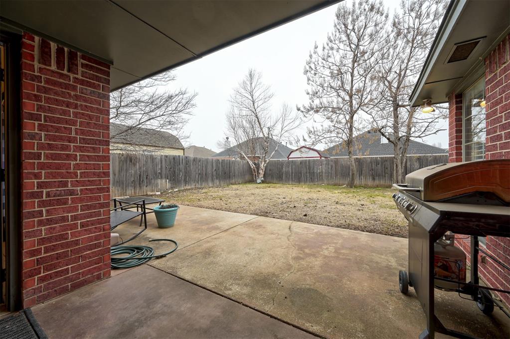 513 SW 154th Court